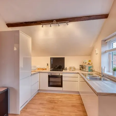 The Station Loft City Centre 1-Bed Apartment Worcester Exterior photo