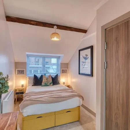 The Station Loft City Centre 1-Bed Apartment Worcester Exterior photo