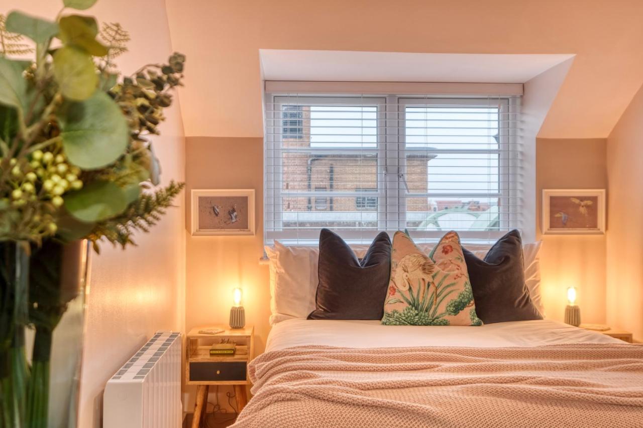 The Station Loft Centre 1-bed Apartment Worcester