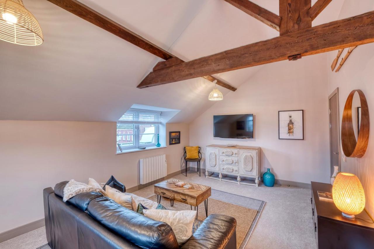 The Station Loft Centre 1-bed Worcester